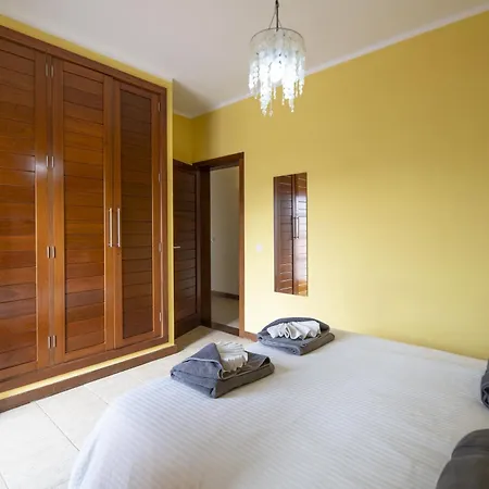 Sophisticated Lanzarote Mervella 4 Bedrooms Spacious Terrace Area Private Pool Βίλα *