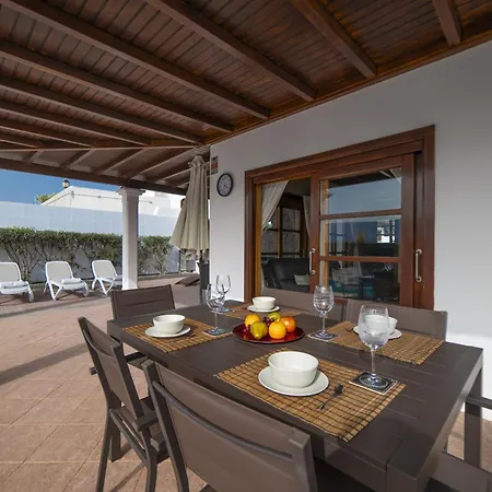 Sophisticated Lanzarote Mervella 4 Bedrooms Spacious Terrace Area Private Pool Villa
