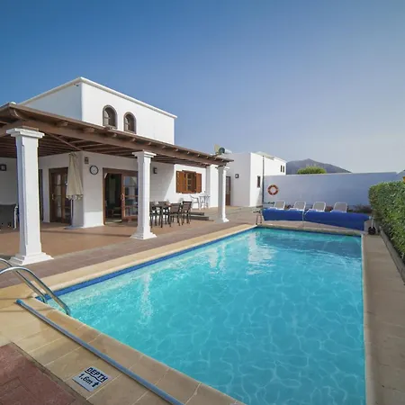 Villa Sophisticated Lanzarote Mervella 4 Bedrooms Spacious Terrace Area Private Pool *