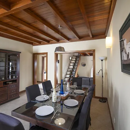 Βίλα Sophisticated Lanzarote Mervella 4 Bedrooms Spacious Terrace Area Private Pool Πλάγια Μπλάνκα