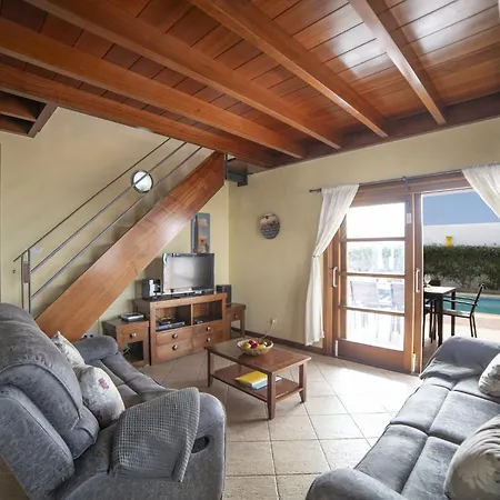 Βίλα Sophisticated Lanzarote Mervella 4 Bedrooms Spacious Terrace Area Private Pool